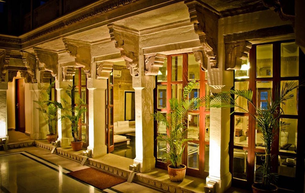 Guleria Kothi At Ganges Hotel Varanasi Exterior photo