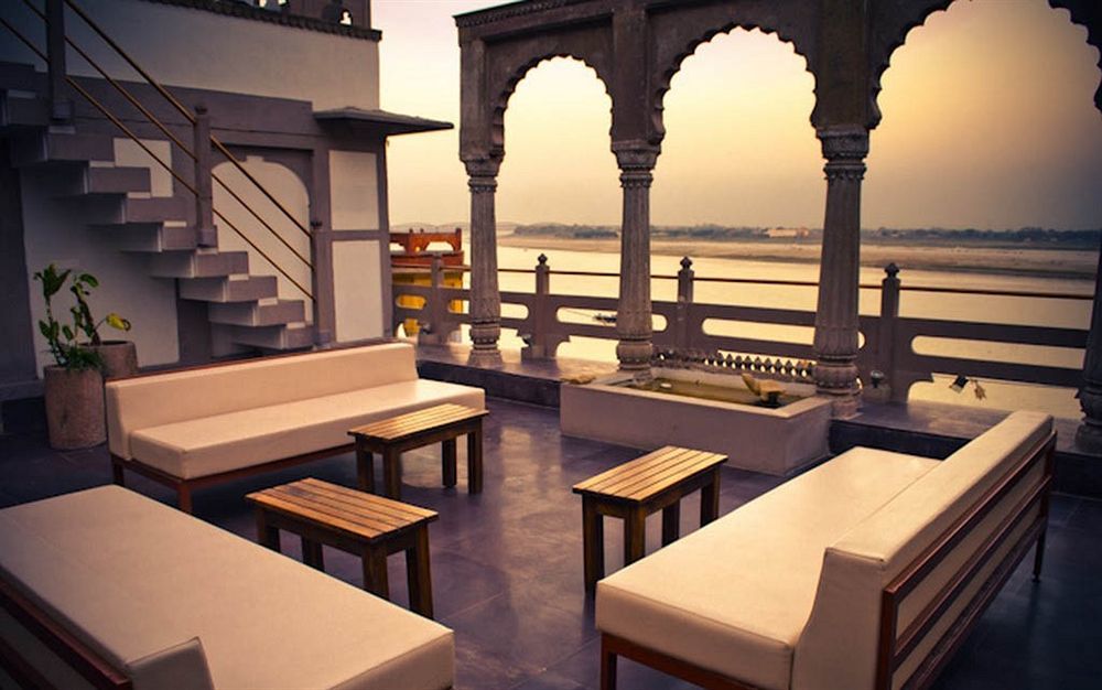 Guleria Kothi At Ganges Hotel Varanasi Exterior photo