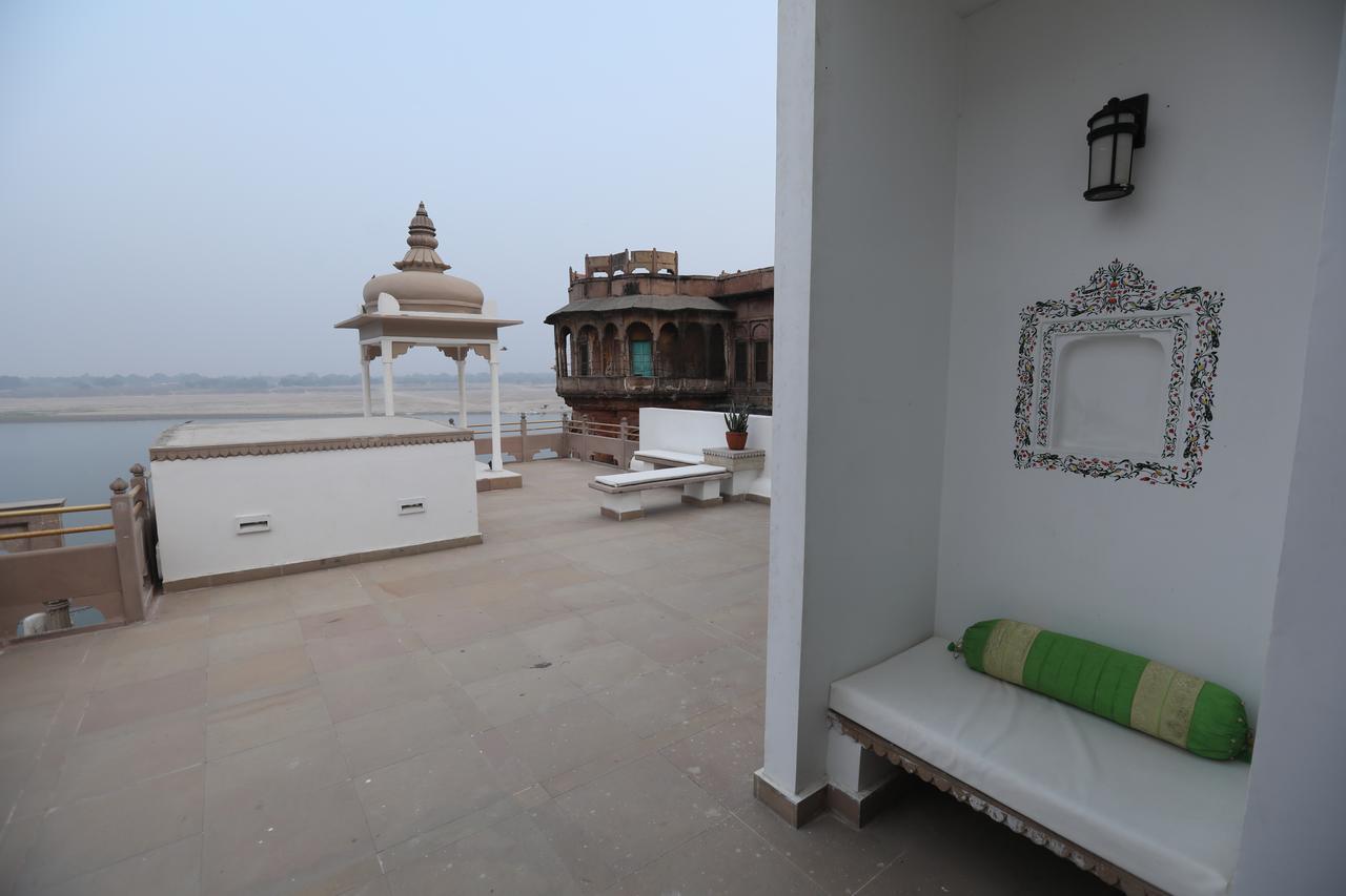 Guleria Kothi At Ganges Hotel Varanasi Exterior photo